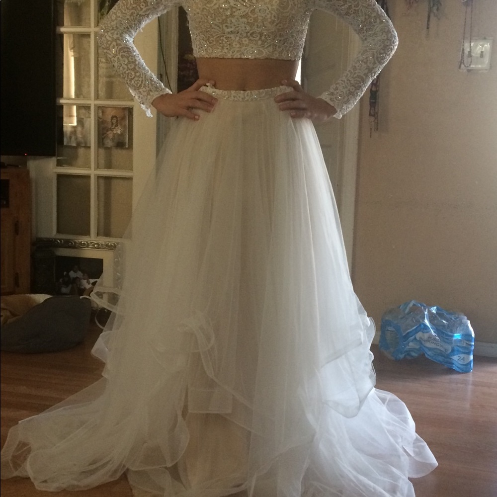 White 2 piece prom dress